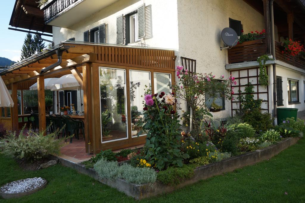 Gaestehaus Rader Weissbriach Luaran gambar